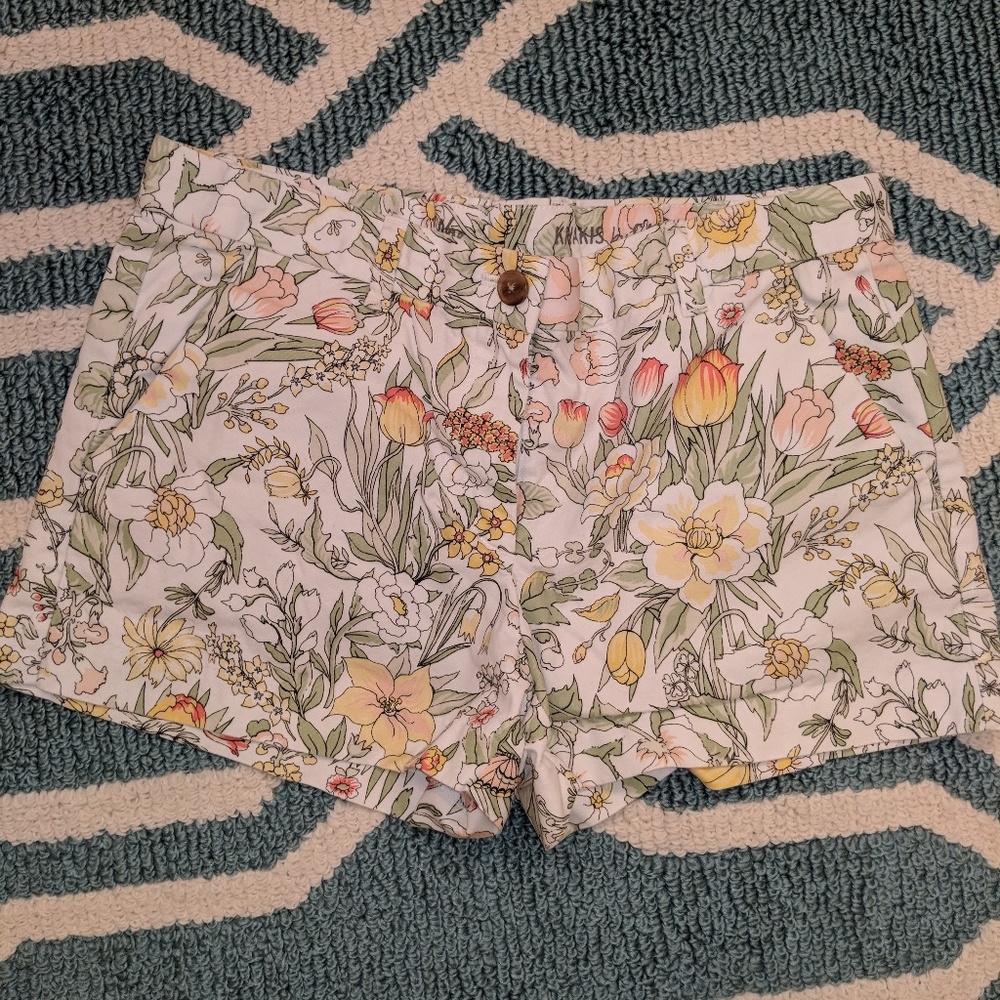 Gap floral shorts